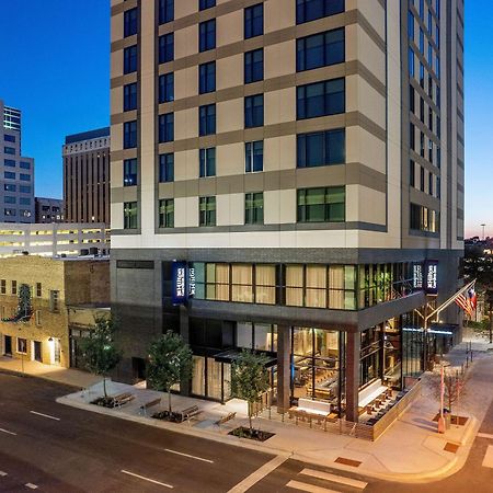 Hilton Garden Inn Austin University Capitol District Exterior foto